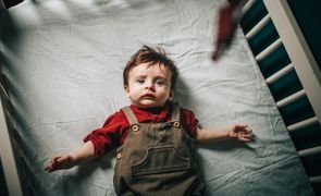 como colocar botao em macacao de bebe