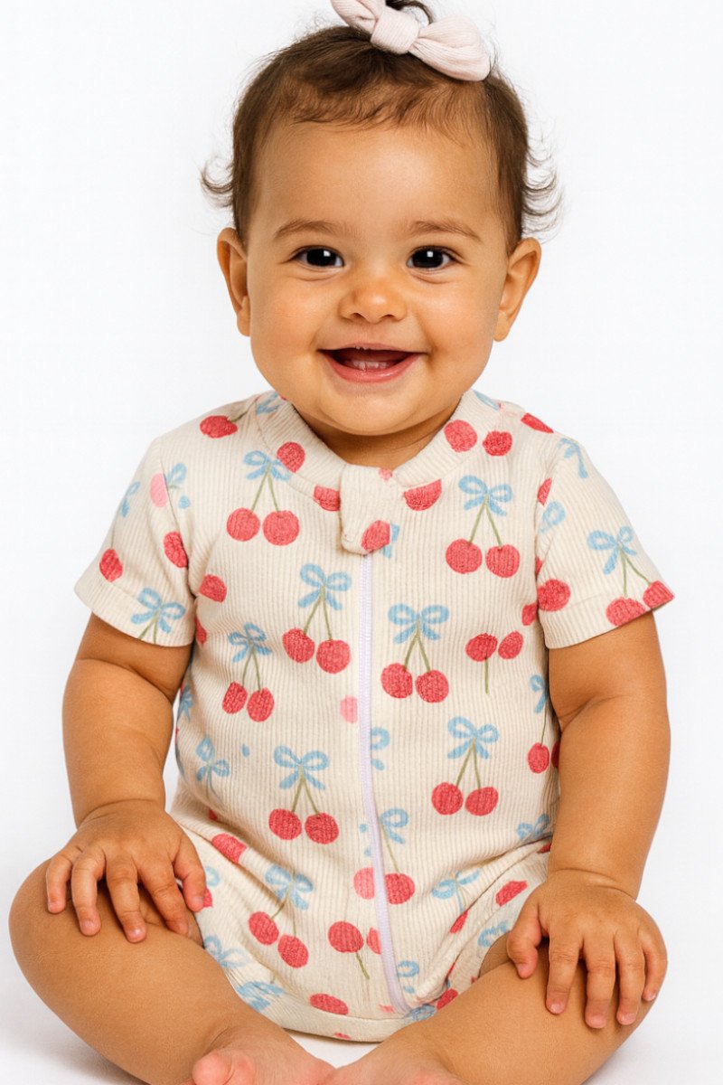 ♡bebe♡　0617 Macacão Bebê Curto CANELADO LIGHT Cerejas